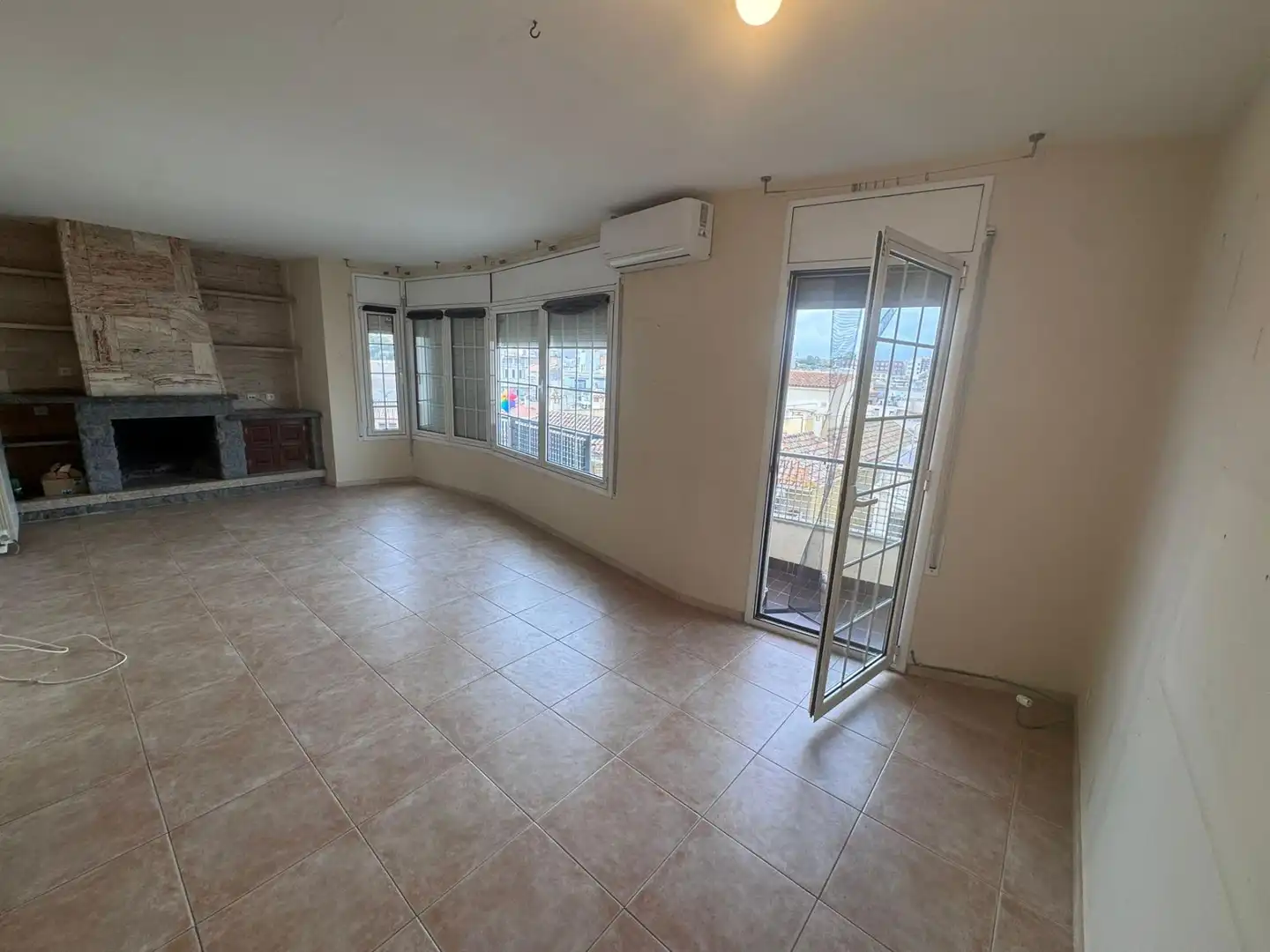 Vista exterior de Piso en venta en Blanes con Aire acondicionado, Calefacción y Balcón