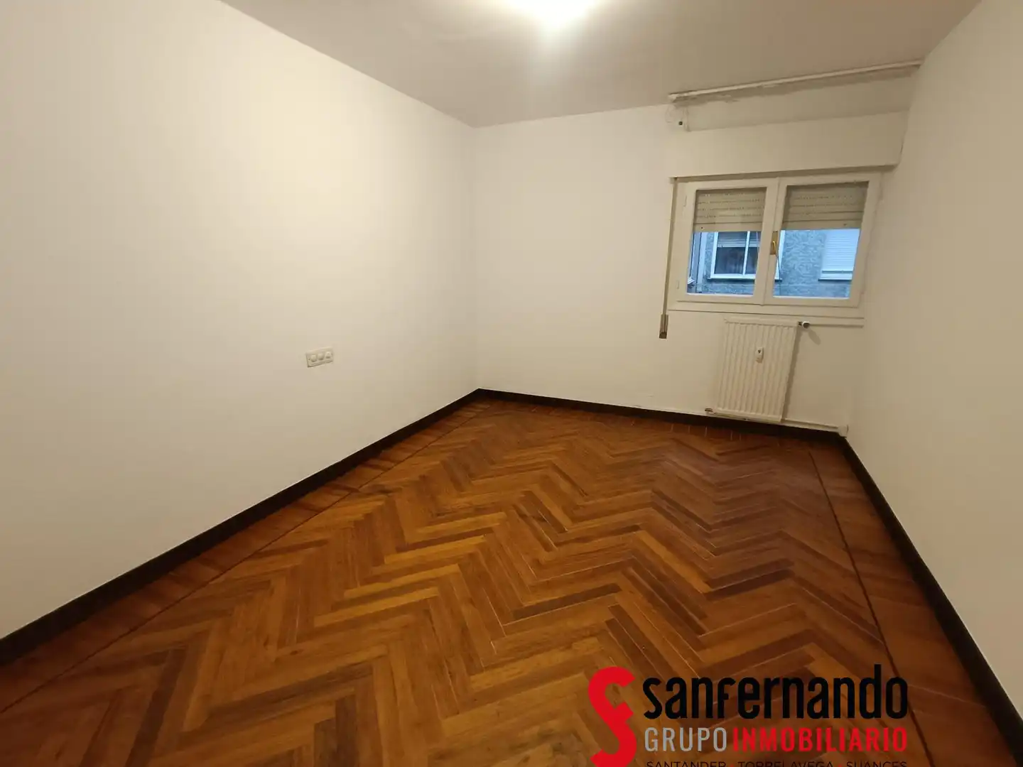 Bedroom of Flat for rent in Santander  with Heating, Parquet flooring and Balcony