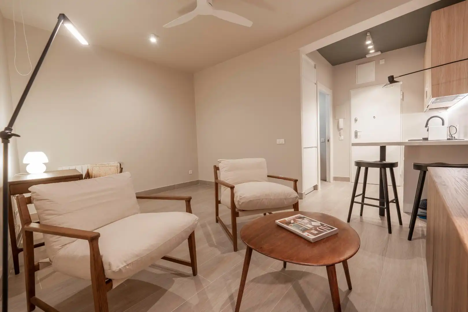 Living room of Office for rent in Madrid  with Heating and Furnished