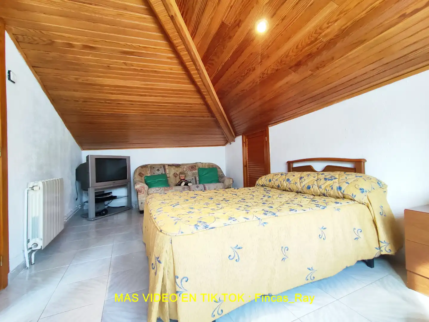 Dormitori de Casa o xalet en venda en Lliçà d'Amunt amb Aire condicionat, Calefacció i Jardí privat