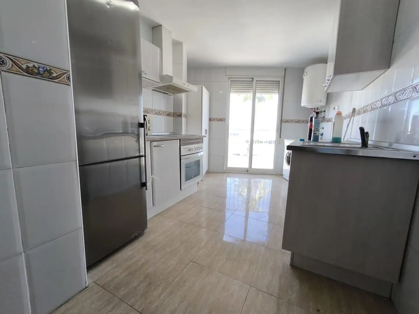 Cocina de Piso en venta en Alcantarilla con Trastero y Lavadora