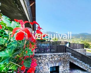 Einfamilien-Reihenhaus zum verkauf in Urús mit Terrasse und Balkon