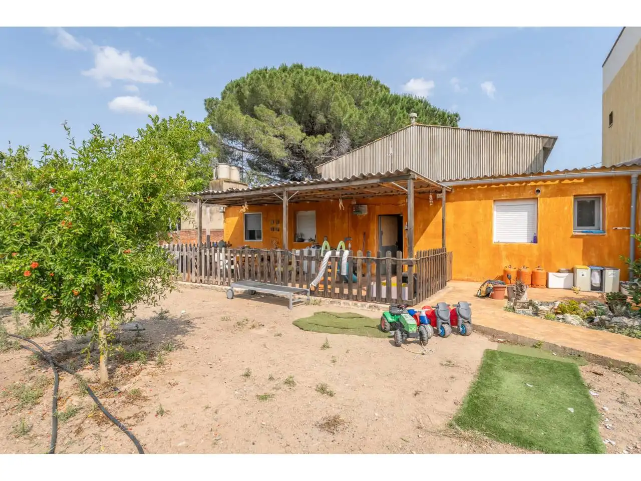 Vista exterior de Finca rústica en venta en Reus con Jardín privado, Terraza y Piscina