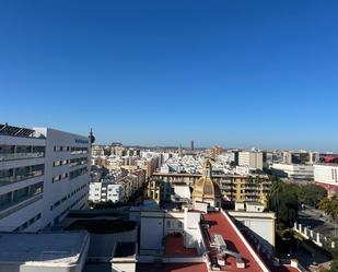 Vista exterior de Pis de lloguer en  Sevilla Capital