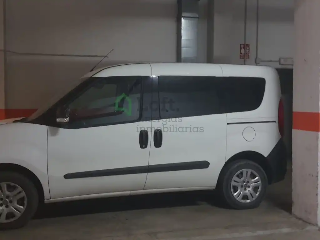 Aparcament de Garatge de lloguer en Badajoz