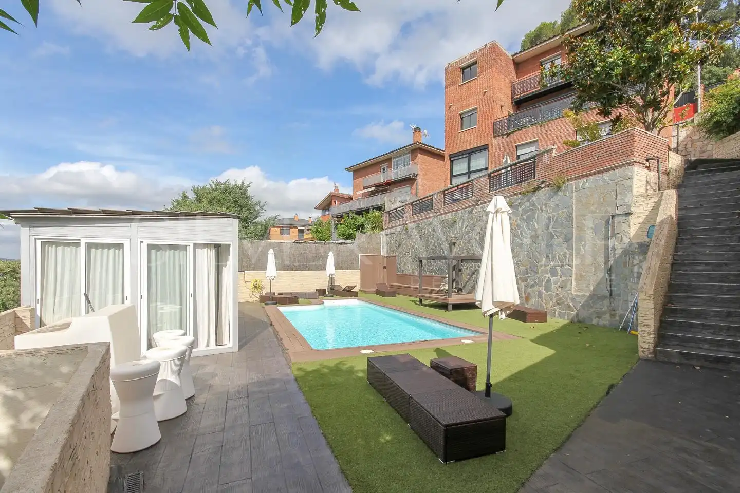 Houses for sale in Espanya, Cervelló
