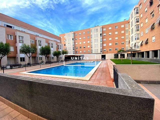 Piso en Venta en Calle LOS MONTESINOS en Garbinet - Parque de las Avenidas