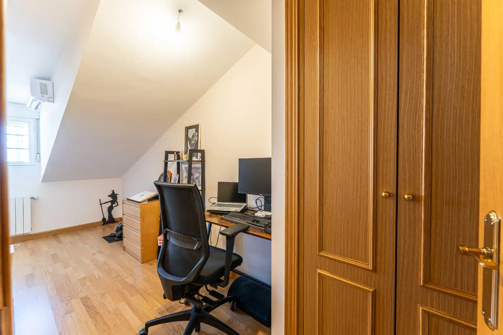 Duplexes for sale in Brunete  with Air Conditioner, Heating and Storage room