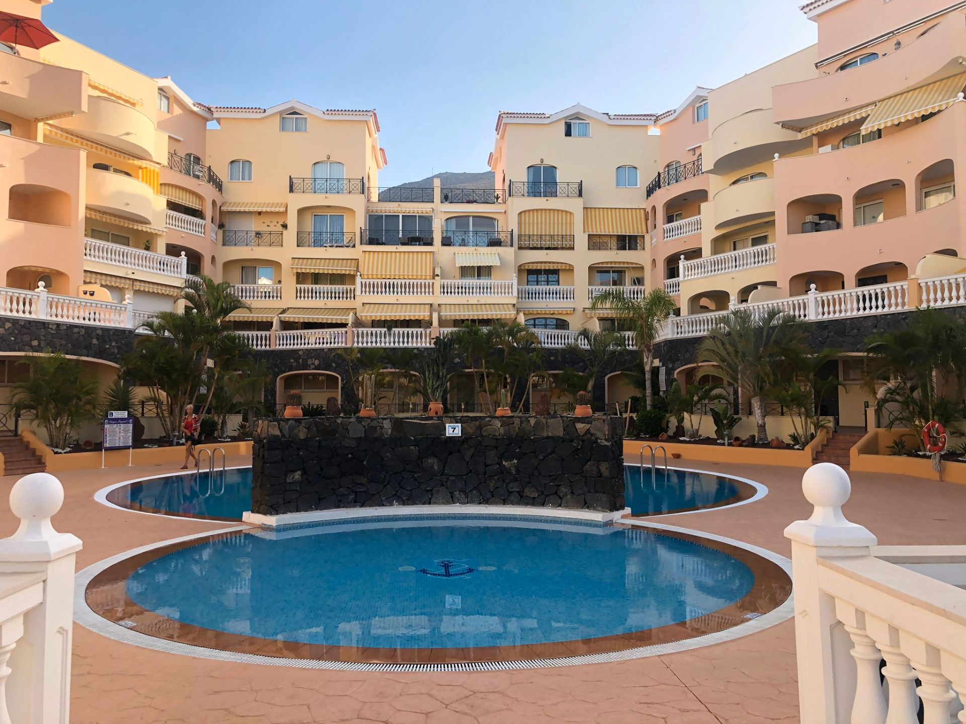 Exterior view of Flat for sale in Arona  with Terrace, Balcony and Community pool
