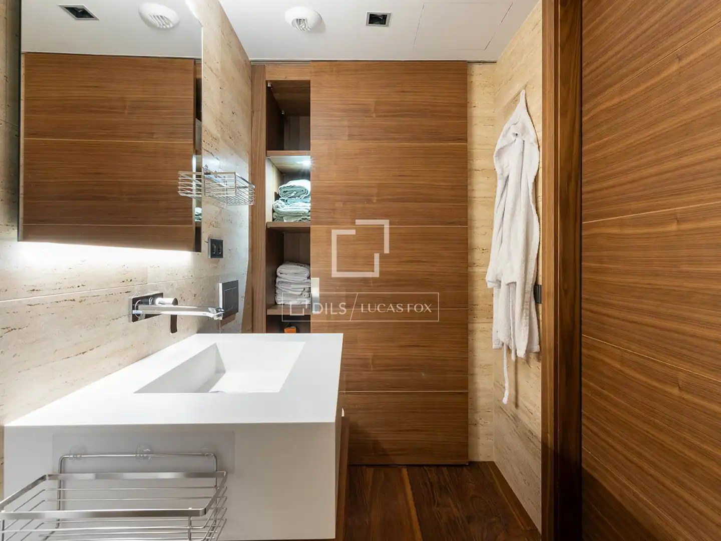 Baño de Piso en venta en Barcelona con Aire acondicionado, Calefacción y Terraza