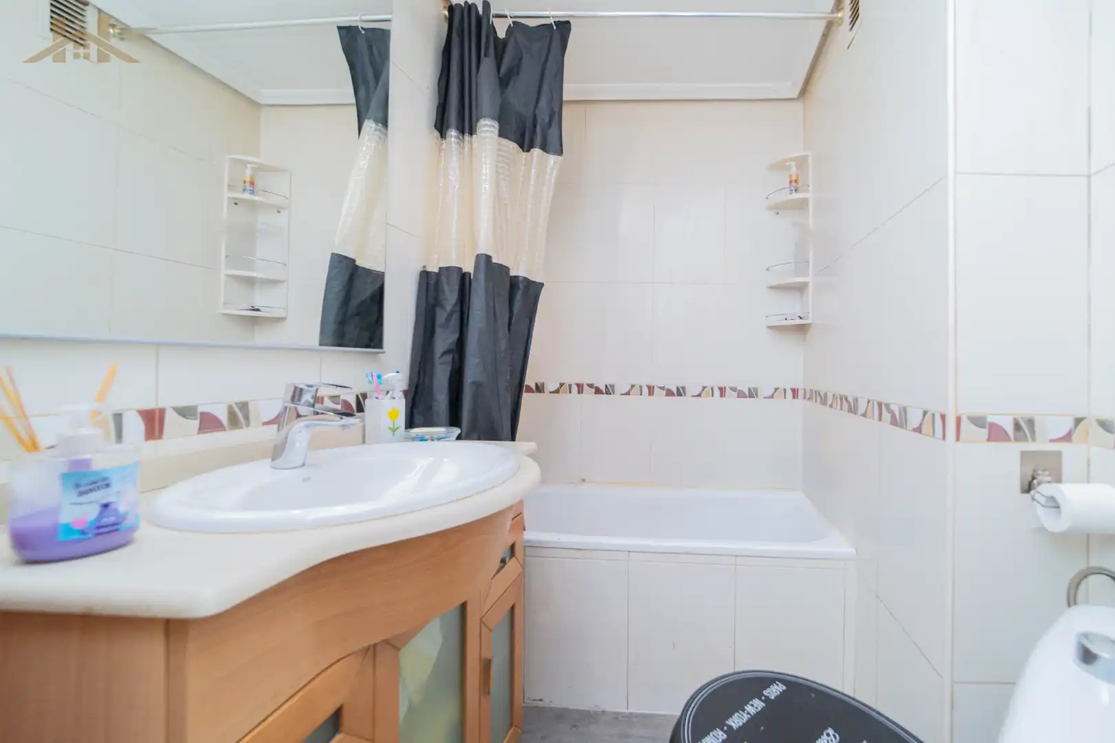 Baño de Piso en venta en Fuenlabrada con Aire acondicionado, Calefacción y Parquet