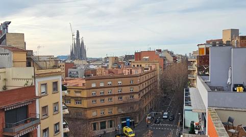Foto 4 de Piso en venta en Carrer de la Indústria, El Camp de l'Arpa del Clot,  Barcelona Capital