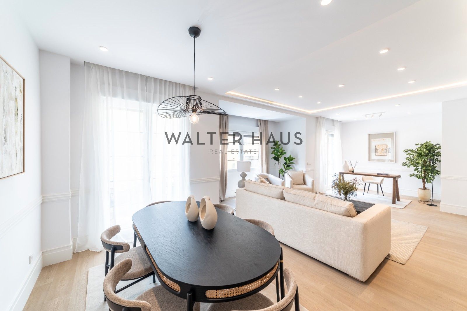 Dining room of Flat for sale in  Madrid Capital  with Air Conditioner, Heating and Terrace