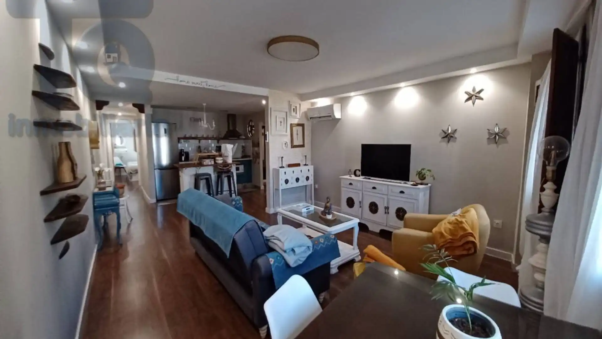 Living room of Flat for sale in  Granada Capital  with Air Conditioner, Heating and Storage room