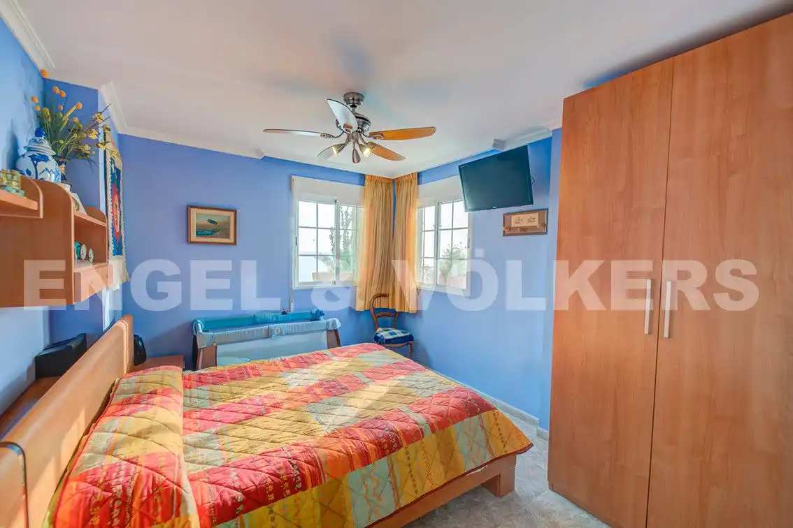 Bedroom of Houses for sale in El Campello  with Air Conditioner, Private garden and Terrace