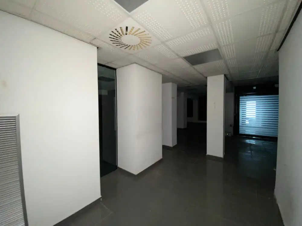 Local de alquiler en C/ Mora D´Ebre, El Coll