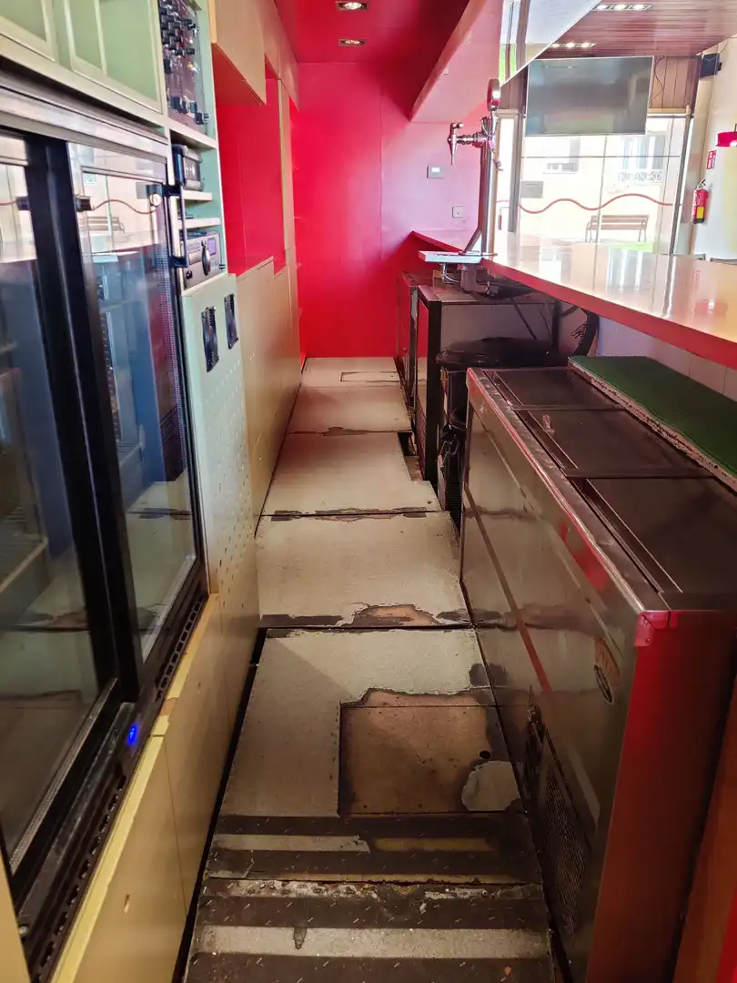 Commercial properties for sale in Burgos  with Air Conditioner