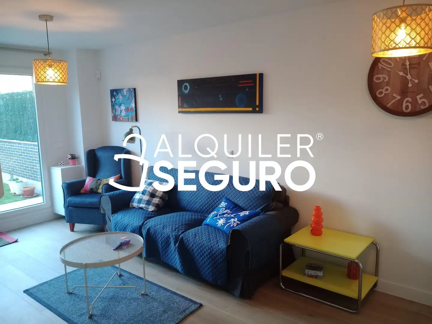 Living room of Flat for rent in Valladolid  with Heating, Terrace and Swimming Pool
