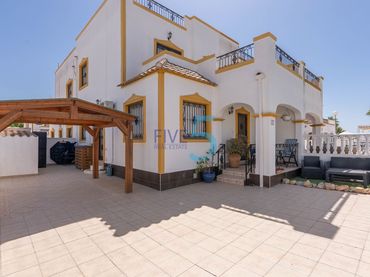 Maison mitoyenne avec piscine à vendre à Desamparados - Hurchillo - Torremendo