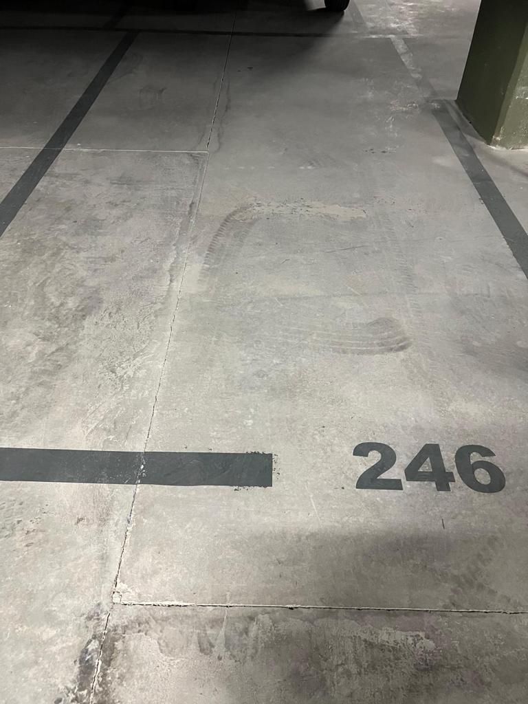 Garaje de alquiler en Plaza Plaza Mayor, País Valencià