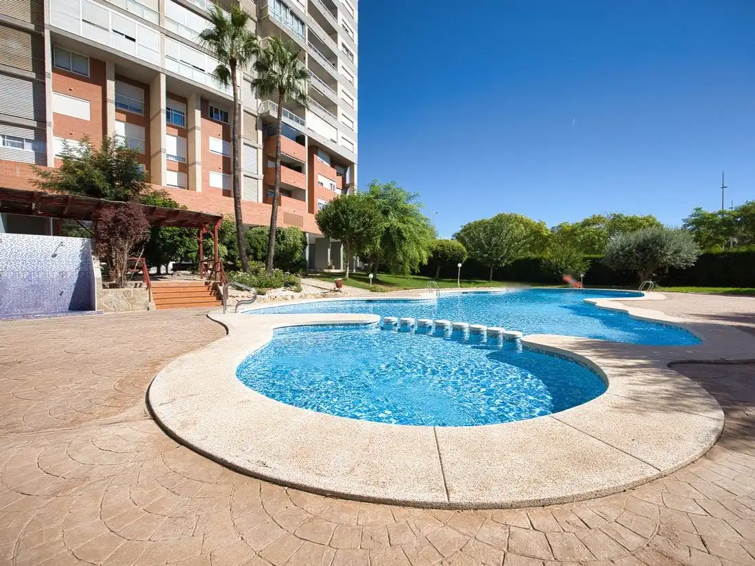Apartamento con piscina en venta en Avenida del Municipi 12, imagen 42