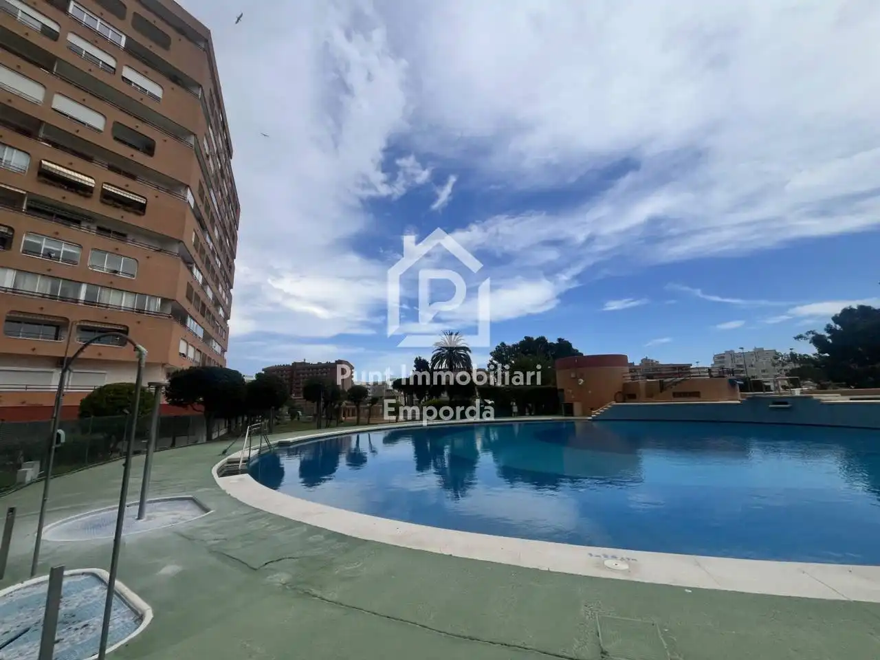 Exterior view of Study for sale in Roses  with Air Conditioner, Parquet flooring and Terrace