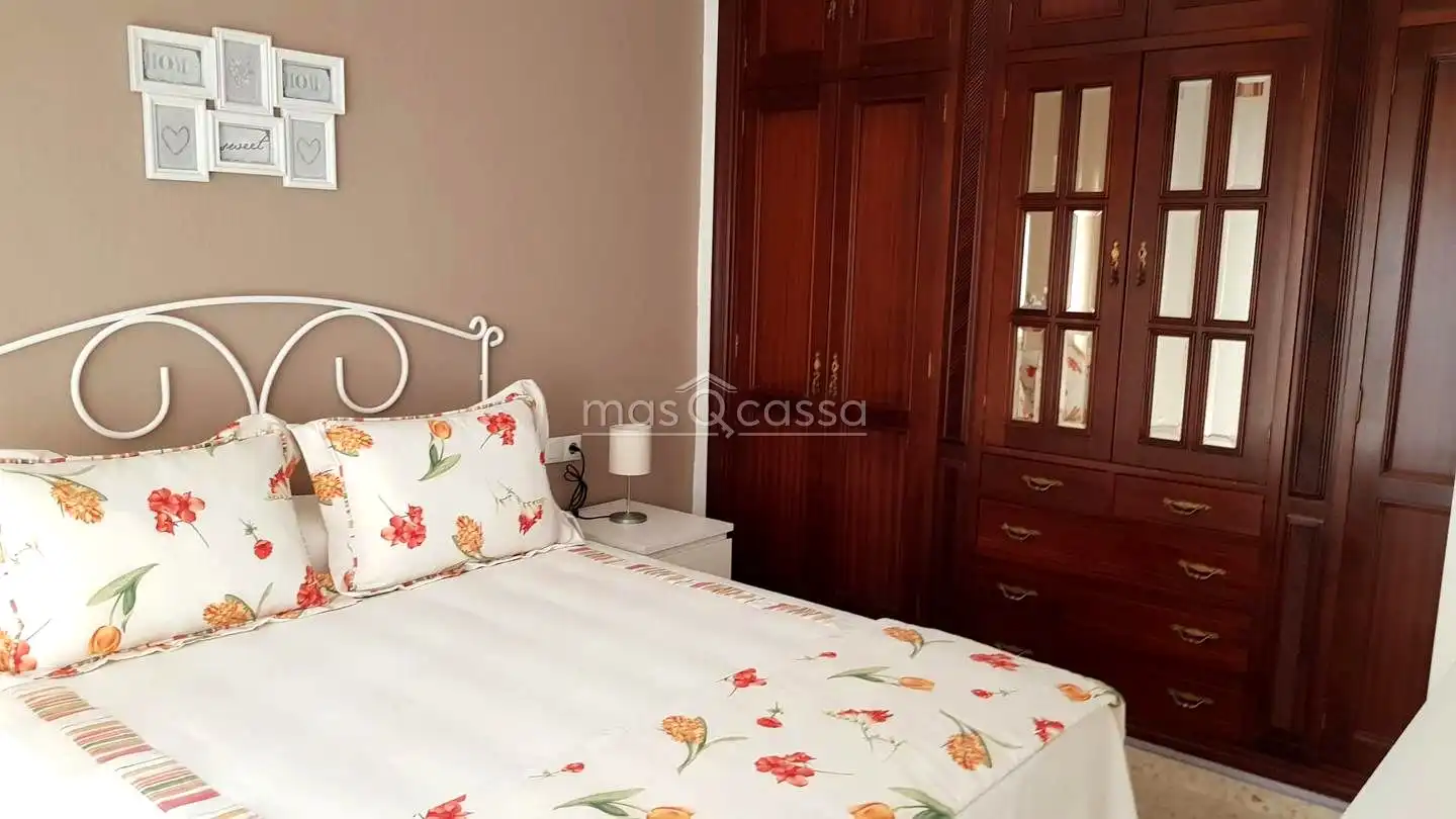 Habitación de Piso de alquiler en La Línea de la Concepción con Amueblado