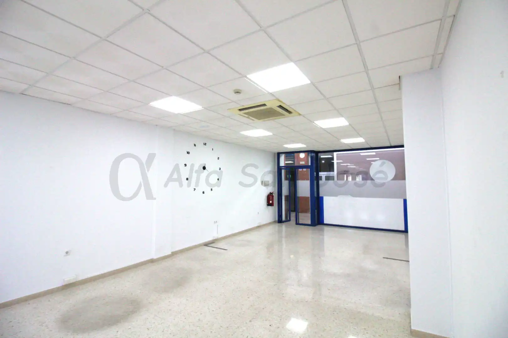 Local comercial en venda a San José de la Rinconada