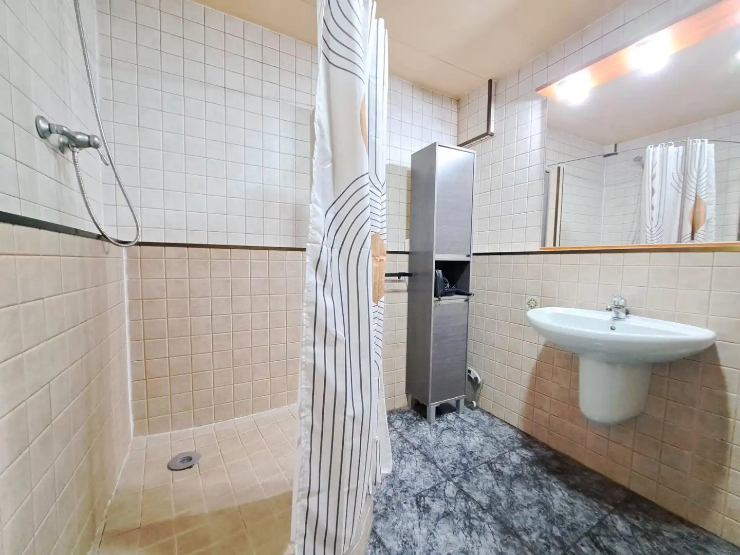 Bany de Casa o xalet en venda en Castellví de Rosanes amb Calefacció, Jardí privat i Terrassa