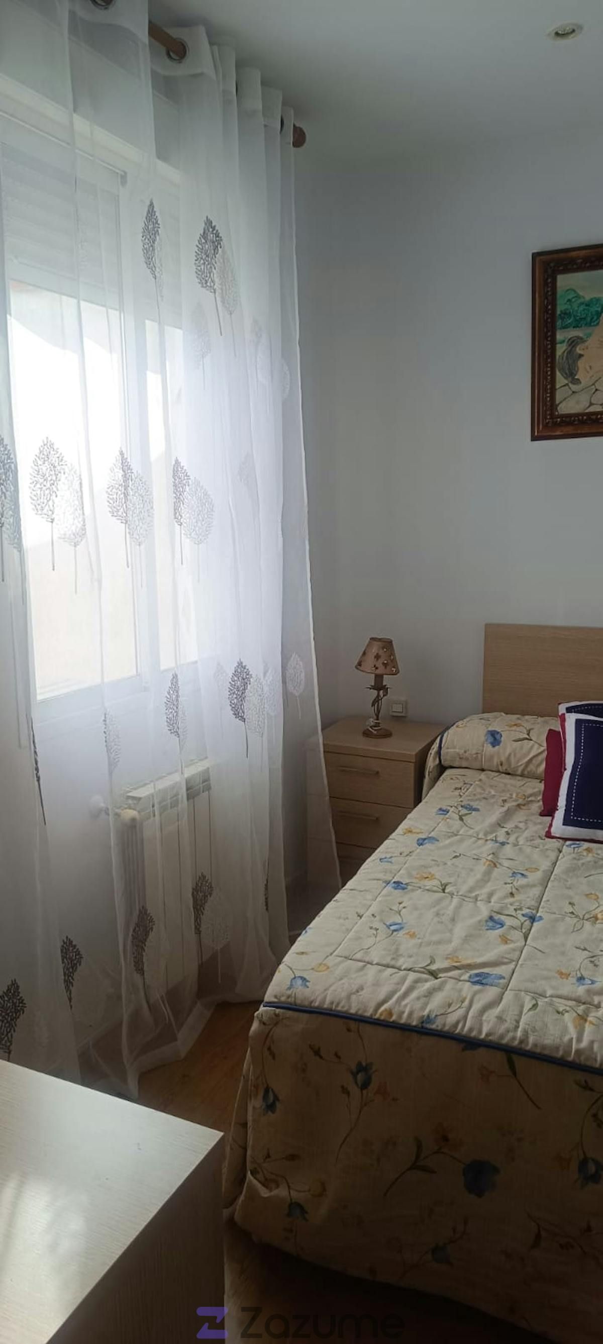 Dormitori de Apartament de lloguer en  Madrid Capital amb Calefacció, Moblat i Forn