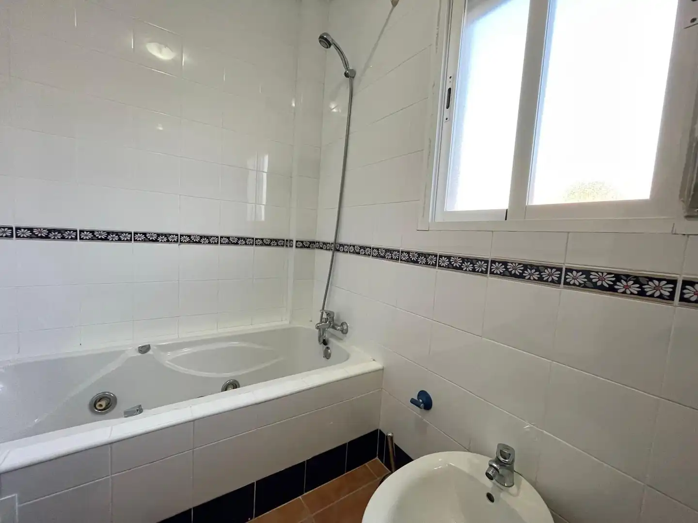 Baño de Casa o chalet de alquiler en El Portil con Piscina comunitaria