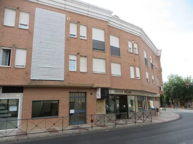 Vista exterior de Piso en venta en Azuqueca de Henares