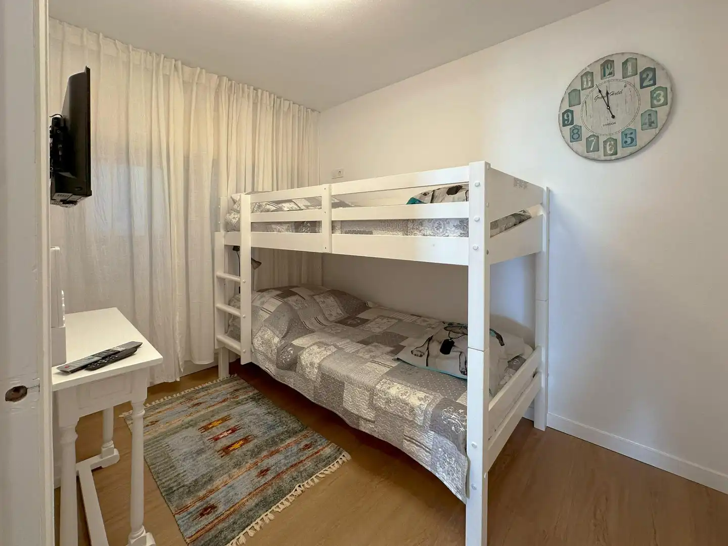 Schlafzimmer von Wohnungen zum Verkauf in Torrevieja mit Klimaanlage, Heizung und Möbliert