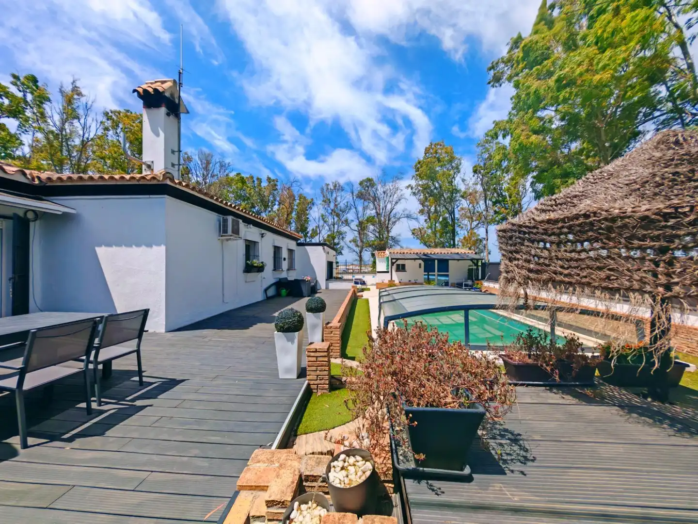 Terrace of Houses for sale in Chiclana de la Frontera  with Air Conditioner, Swimming Pool and Furnished