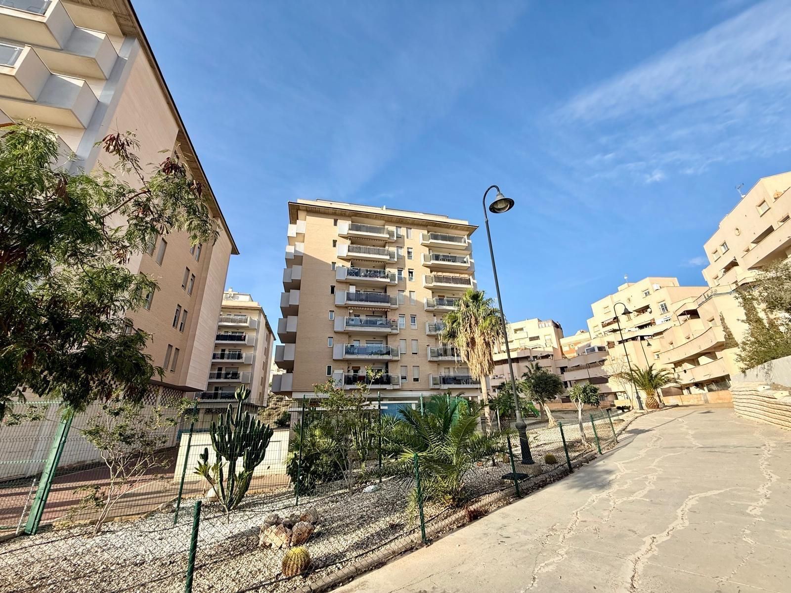 Exterior view of Flat for sale in Roquetas de Mar  with Private garden, Terrace and Storage room