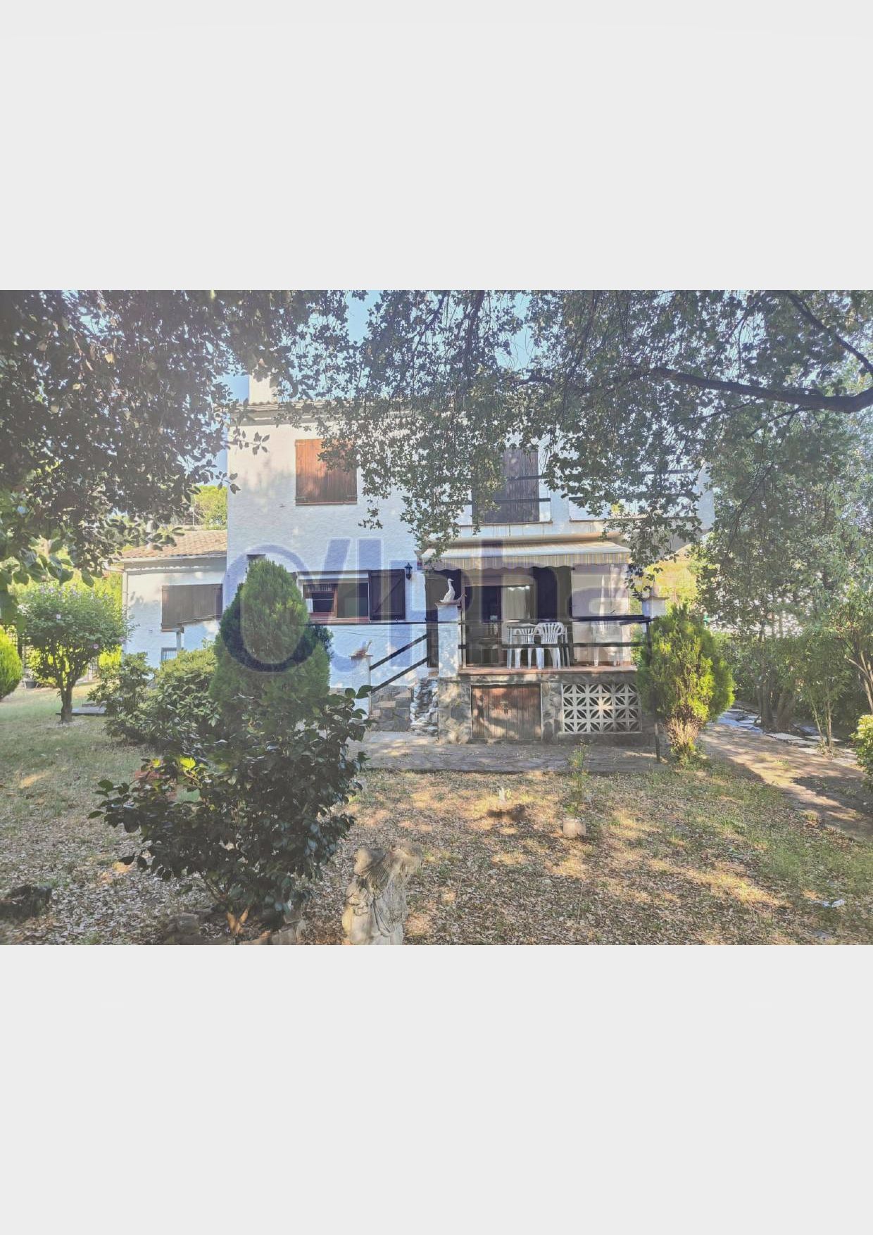 Außenansicht von Haus oder Chalet zum verkauf in Riells i Viabrea mit Klimaanlage, Heizung und Privatgarten