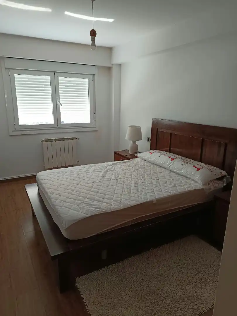Habitación de Piso de alquiler en Santiago de Compostela  con Amueblado