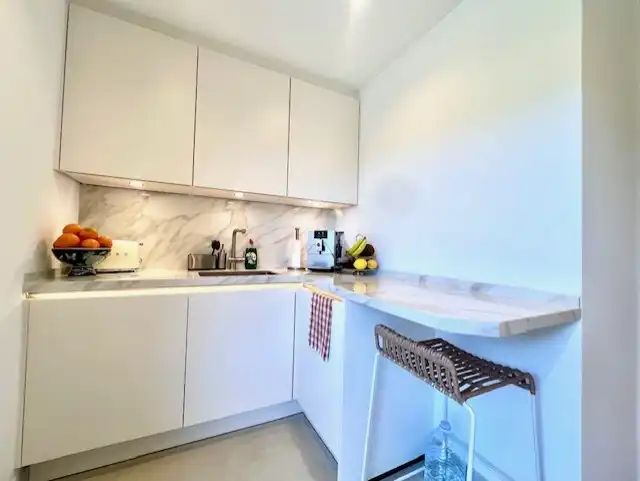 Küche von Wohnung zum Verkauf in Marbella mit Klimaanlage, Heizung und Terrasse