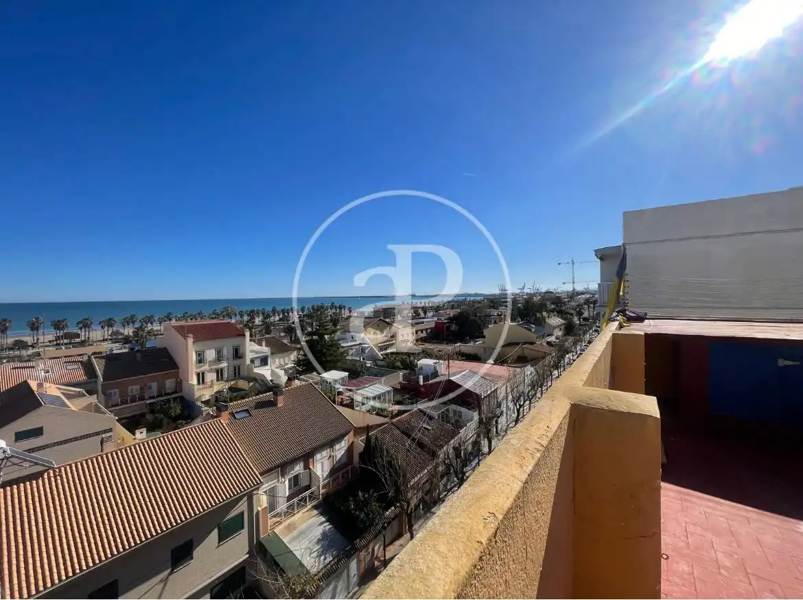 Vista exterior de Ático en venta en La Font d'en Carròs con Calefacción y Terraza