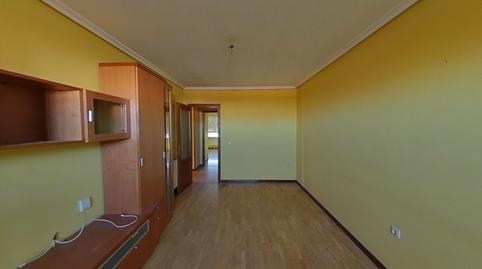 Foto 3 de Pis en venda a Armunia, León Capital