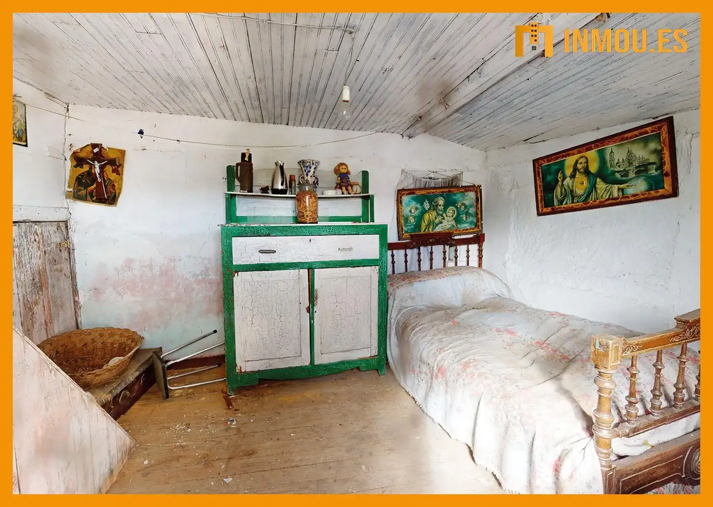 Schlafzimmer von Einfamilien-Reihenhaus zum Verkauf in Celanova mit Privatgarten