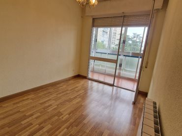 Piso con ascensor en venta en Calle de Villamanín