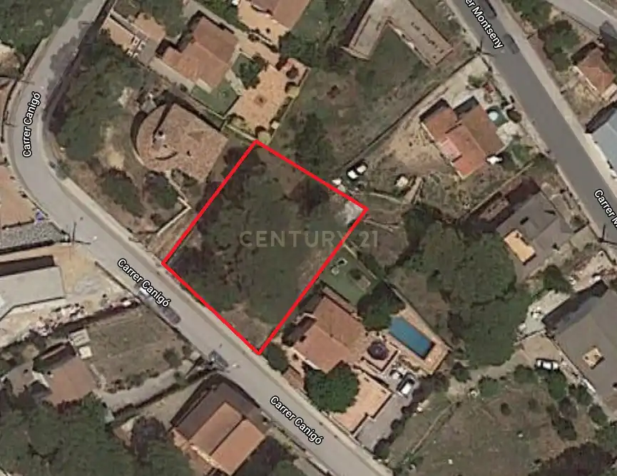 Residential land for sale in Calle Canigó 7, imagen 2