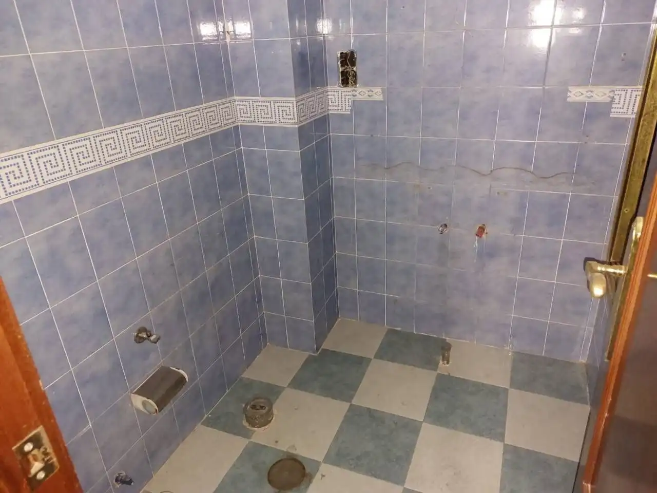 Badezimmer von Wohnung zum Verkauf in Villarrobledo mit Heizung und Balkon