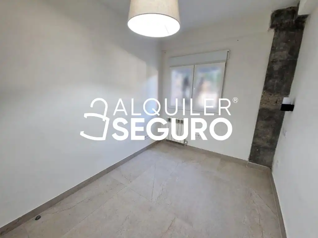 Habitación de Piso de alquiler en Móstoles con Aire acondicionado y Calefacción
