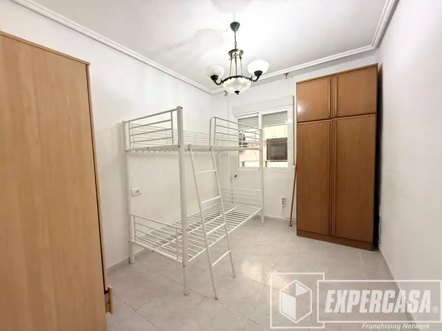 Dormitori de Pis en venda en Riba-roja de Túria amb Aire condicionat i Terrassa