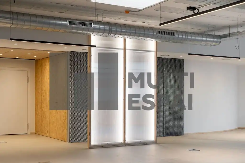 Office space with lift to rent in Passeig de la Zona Franca, imagen 14