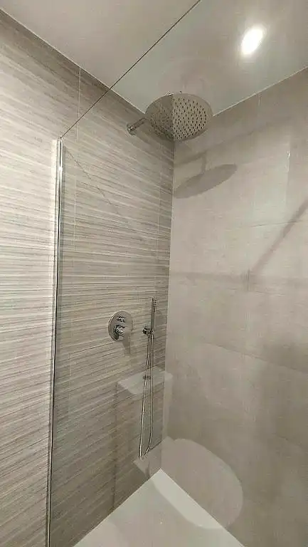 Baño de Apartamento en venta en San Miguel de Salinas con Aire acondicionado, Calefacción y Trastero