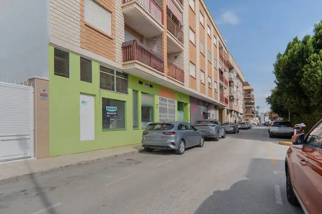 Vista exterior de Local de lloguer en Santomera