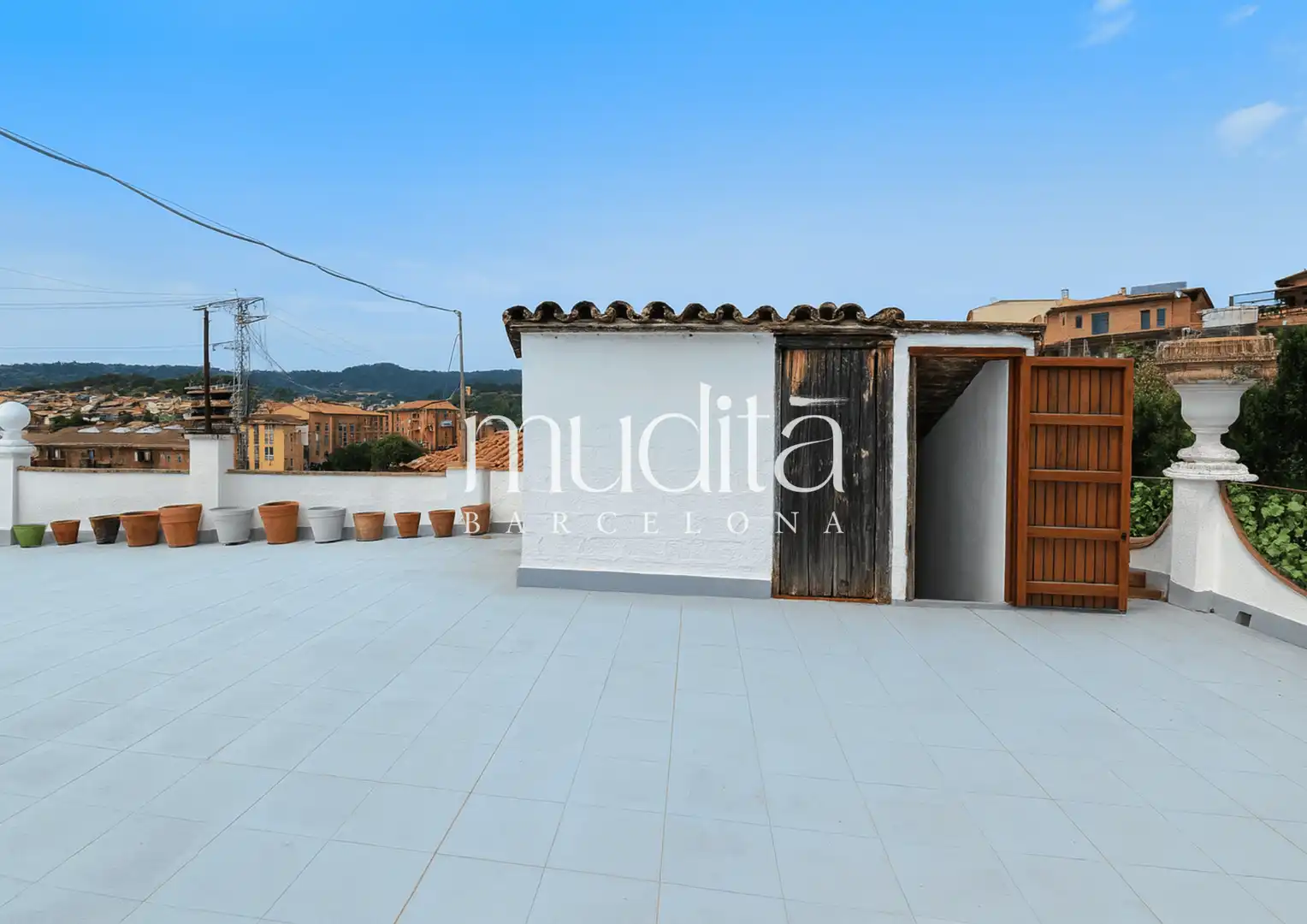 Terrassa de Apartament en venda en Sant Quirze de Besora amb Forn i Balcó